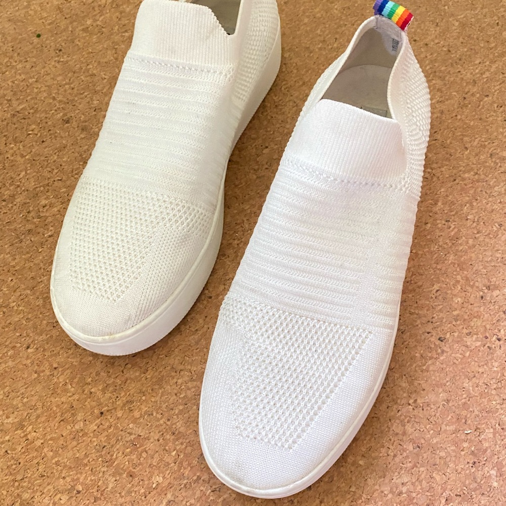 Steve Madden White Slip-on Platform Sneaker 🌈
